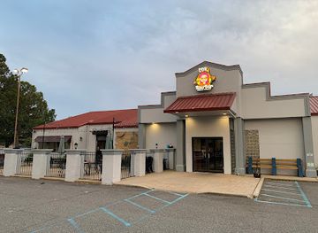 virginia/middle-peninsula/bar/idk-raw-bar-grill-and-gaming