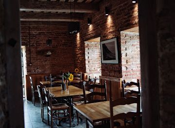 estonia/hiiumaa/bar/ungru-resto-kulalismaja-ungrumaja-ou