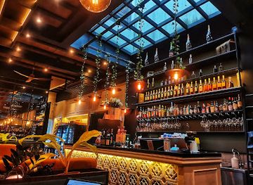 singapore/chinatown/telok-ayer/bar/napoleon-wine-bistro