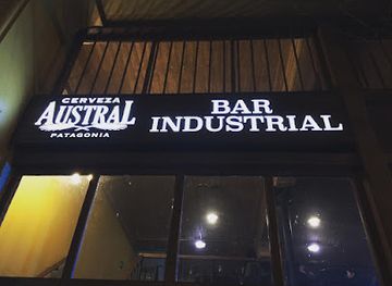 chile/valparaiso/cerro-concepcion/bar/bar-industrial