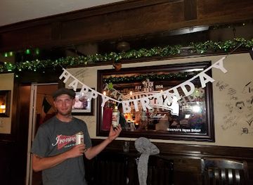 ohio/cleveland/bar/carney-s-top-of-the-flats-bar