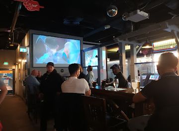 finland/espoo/matinkyla/bar/sports-academy-iso-omena