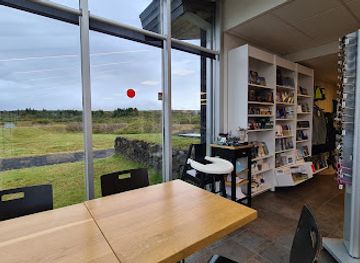 iceland/Þingvellir-national-park/bar/thingvellir-tourist-information-centre-cafe