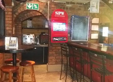 south-africa/route-62/bar/the-river-bar