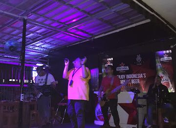 indonesia/pulau-bunaken/bar/the-peace-club