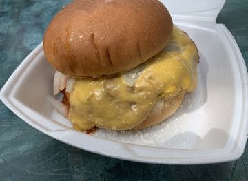 north-dakota/lake-metigoshe-state-park/bar/metigoshe-drive-in