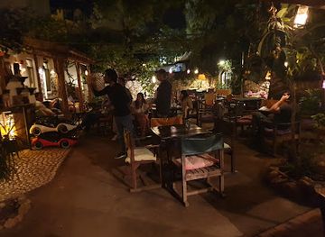 Hideaway Bar&Cafe