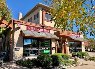 wisconsin/lake-geneva/bar/the-bottle-shop