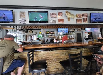 iowa/mississippi-river-valley/bar/the-river-tap