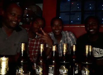 uganda/kampala/bar/top-pub