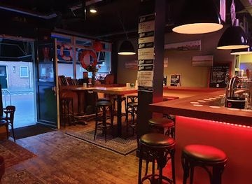 netherlands/bollenstreek/bar/cafe-boeien