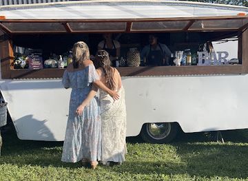 connecticut/bear-mountain/bar/the-mobile-pub