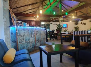 guinea/macenta-region/bar/ocean-s-lounge