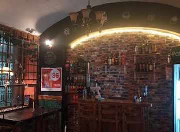 bolivia/potosi-highlands/bar/resto-bar-la-taberna-del-chapaco