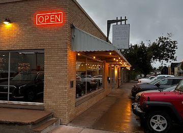 oklahoma/edmond/bar/farmers-grain-kitchen-cellar