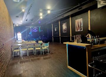 canada/peace-river-country/bar/erben