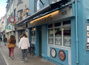 ireland/the-kerry-way/bar/corkery-s-sports-bar