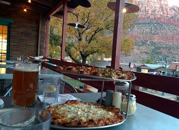 utah/zion-national-park/bar/zion-pizza-noodle-co