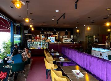 albania/razma-region/bar/amo-s-hotel-bar