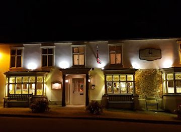 united-kingdom/wiltshire/bar/the-bell