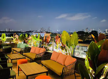 Nest13 Bar & Lounge