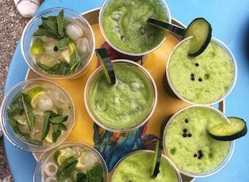 switzerland/neuchatel/bar/moa