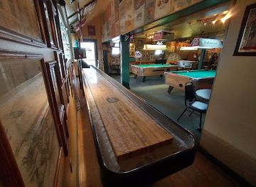 missouri/ozarks/bar/woody-s