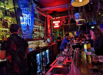 ireland/dublin/temple-bar/bar/r-i-o-t