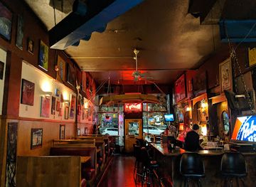 washington/spokane-river/bar/mootsy-s