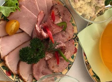 latvia/liepaja/bar/strautu-veikals-bars