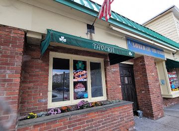 new-jersey/great-swamp-national-wildlife-refuge/bar/tavern-off-the-green