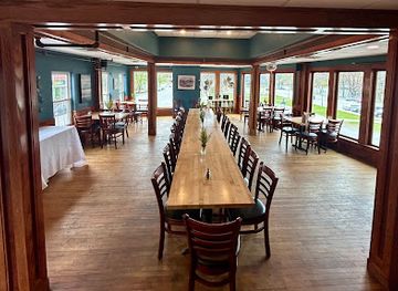 maine/penobscot-county/bar/main-street-grill
