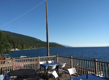 montana/flathead-lake/bar/the-sitting-duck