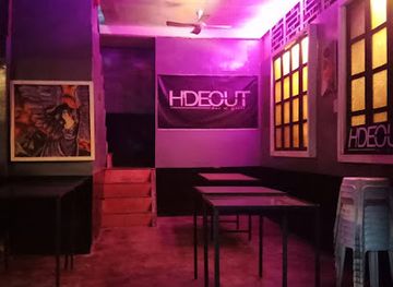 philippines/mt-mayon/bar/hideout-bar-and-grill