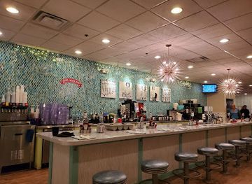 michigan/holland-state-park/bar/anna-s-house-holland