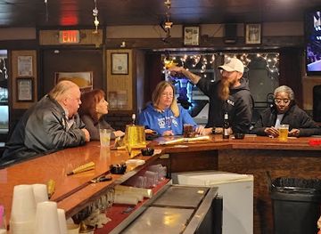 nevada/walker-lake/bar/gil-s-place