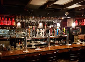 rhode-island/yawgoo-valley-ski-area-water-park/bar/wharf-southern-kitchen-whiskey-bar