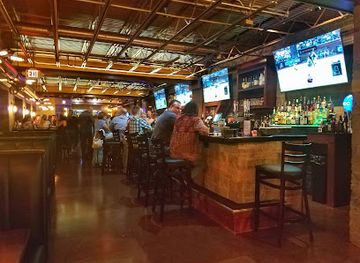 illinois/garden-of-the-gods/bar/bamboozels