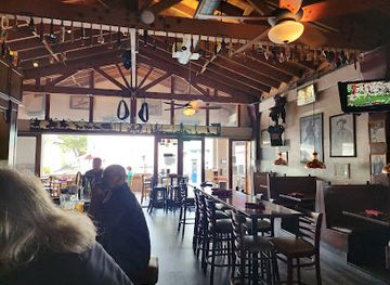 california/ventura-county/bar/winchesters-grill-saloon