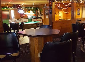 wisconsin/driftless-area/bar/iron-horse-inn