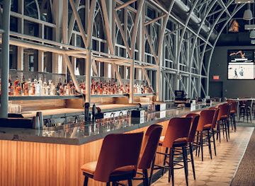 kentucky/louisville/downtown/bar/the-conservatory-bar