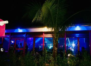 cote-d-ivoire/tai-national-park/bar/skinny-lounge