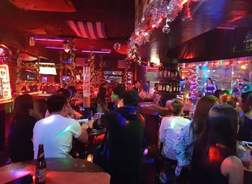 philippines/manila/ermita/bar/la-cafe