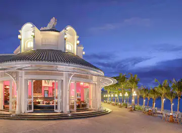Department of Chemistry Bar - JW Marriott Phu Quoc Emerald Bay Resort & Spa