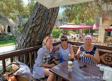 turkiye/lycian-way/bar/laurus-cafe-bar