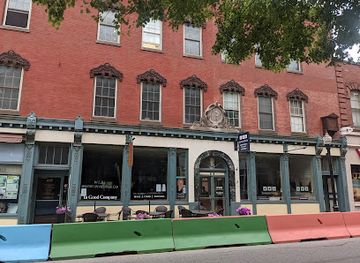 maine/rockland/bar/in-good-company