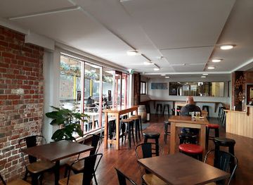 new-zealand/gisborne/bar/sunshine-brewery