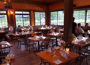 vermont/green-mountains-national-forest/bar/the-foundry-at-summit-pond