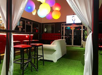 jamaica/santa-cruz-mountains/bar/monte-carlo-404-lounge