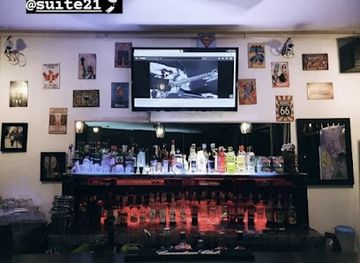 laos/golden-triangle/bar/suite-21